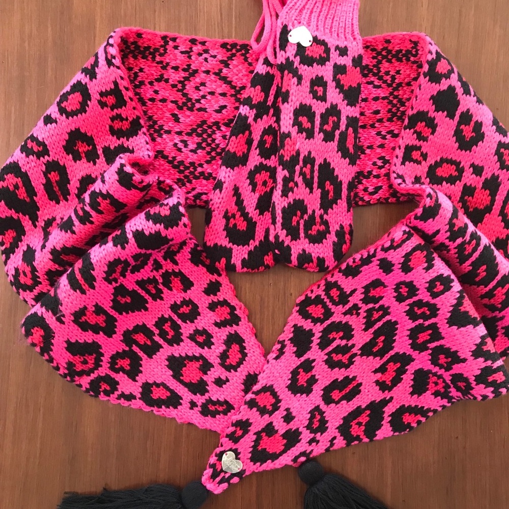 Betsey Johnson Scarf & Mitten Set
